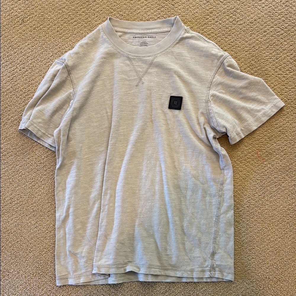 American Eagle Outfitters Beige Short Sleeve Tee
